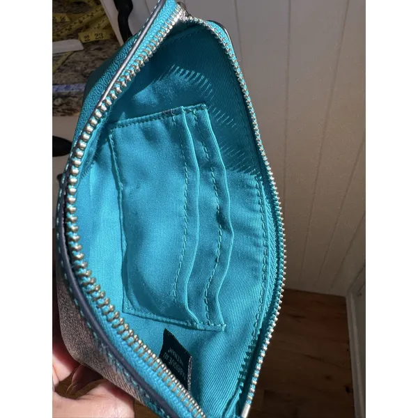 Coach F58032 Corner Zip Wristlet Turquoise Blue Green Crossgrain Leather w Slots - Image 6