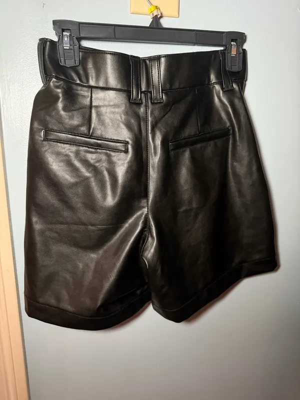 Abercrombie Leather Shorts Vegan - Image 4