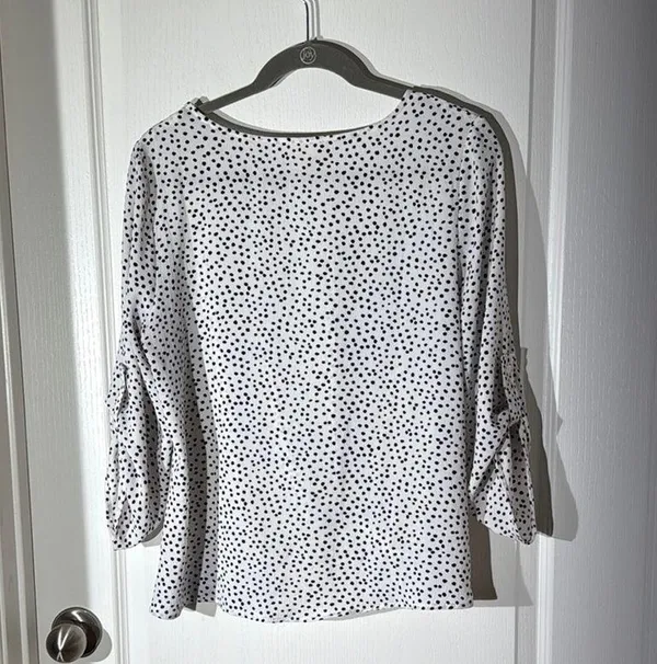 ✨3 for $12✨ Hippie Rose Polka Dot Women's Top - Image 5