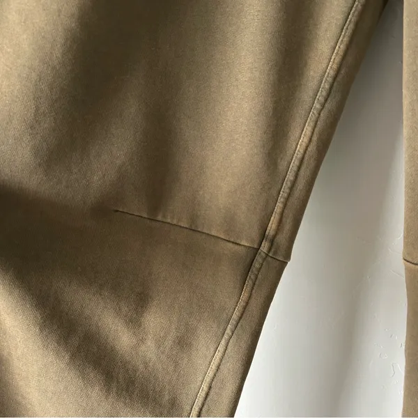 Gap Heavyweight French Terry Barrel Leg Sweatpants Moss Green Wash Large Tall - Image 3