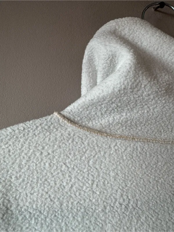 Urban Outfitters Out From Under Women’s Half Snap High Neck White Fleece Small - Image 8
