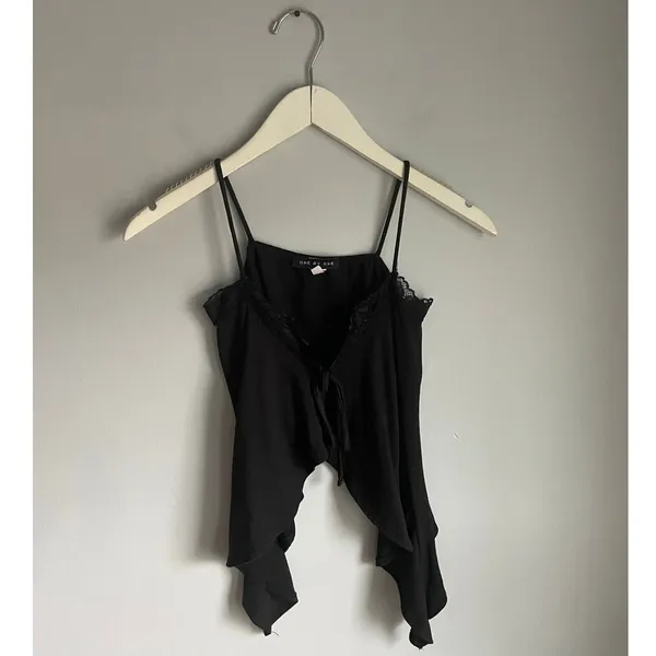 One By One Black Lace Trim‎ Tank Top Y2K Whimsigoth Witchy Size Small Flowy Club - Image 2