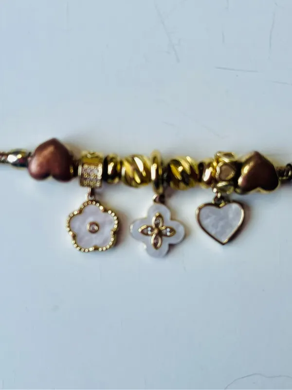 Gold-Tone 6.5” Charm Bracelet w/ White Enamel Flower & Heart Charms-EUC - Image 3