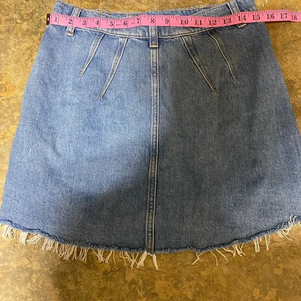 We The Free Cosmico denim skirt. Size 28 - Image 6