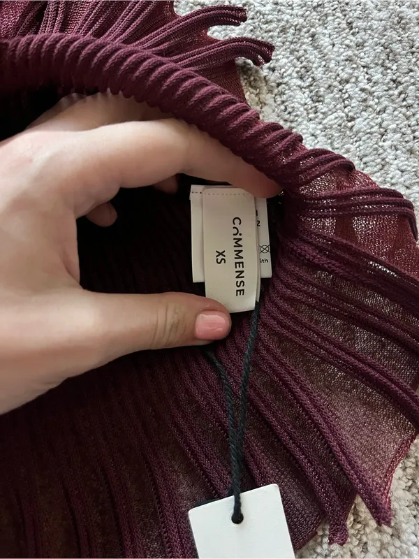 Commense Ribbed Knit Ruffle Top size XS NWT Red - Image 6