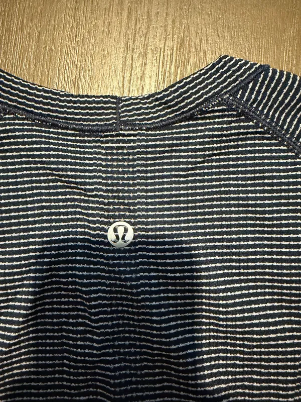 Lululemon Swiftly Tech Short Sleeve - Image 4