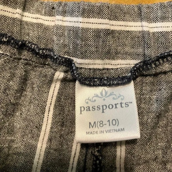Grey striped Flowy pants size medium Gray - Image 4