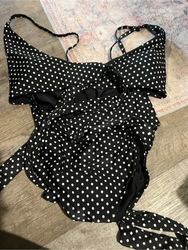 Aerie Black Polka Dot One-Piece Swimsuit - Image 8