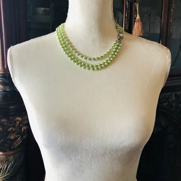 Handcrafted green Czech Pearl custom matching clasp necklace - Image 4