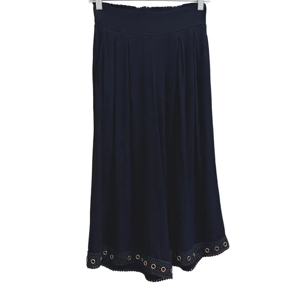MISA Los Angeles KOVA Cropped Pants‎ XS Black Rayon Wide Leg Grommet Hem* - Image 4