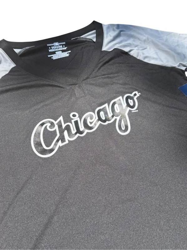 Chicago White Sox Women’s Performance V-Neck Jersey Style Shirt NWT Large - Image 3