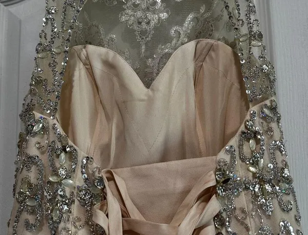 Layla K Formal Ball Gown - Size 6 - Image 8