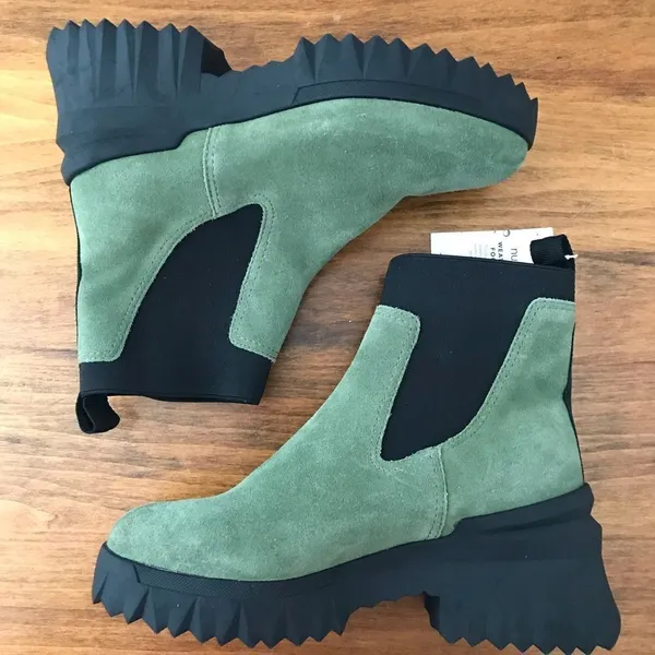 NURTURE Green Suede Chelsea Boot Lug Sole Platform‎ Water Resistant Size 5.5 New - Image 8