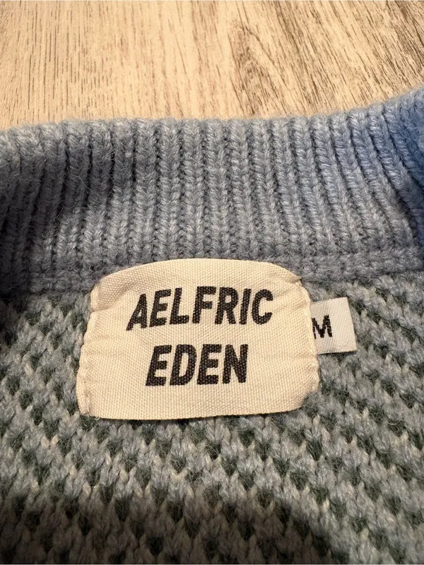 Authentic Aelfric Eden Cow Sweater. SEE MEASUREMENTS - Image 3