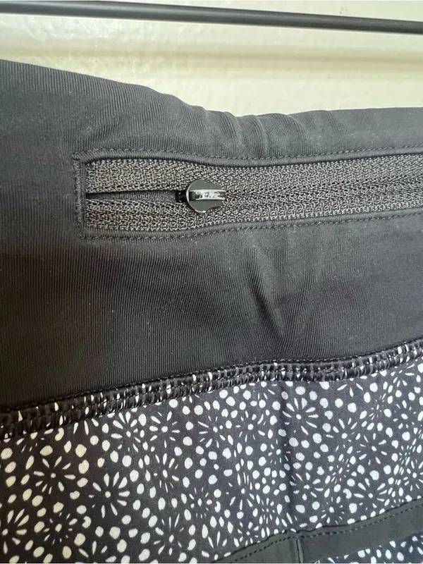 LULULEMON Run Times Shorts Miss Mosaic Black Size 6 - Image 8