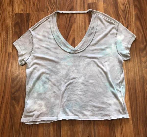 Free People All Mine Tie Dye Tee Shirt V-Neck Women's Size Small NWT New - Image 7