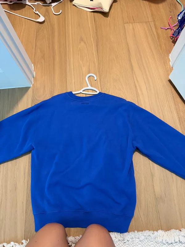 Aritzia Cozy Sweatfleece Perfect Crew Sweatshirt - Image 2
