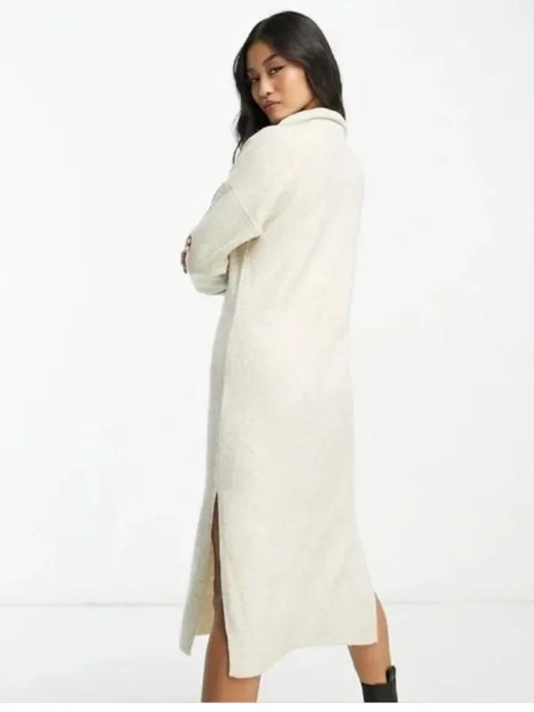 Abercrombie & Fitch Cream Collared Log Sleeve Midi Sweater Dress size X Small - Image 2