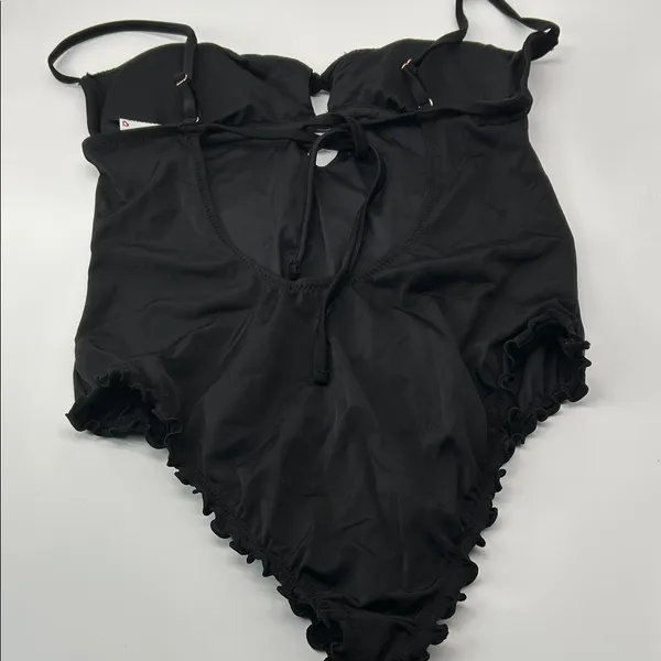 Elegant Black One - Image 15