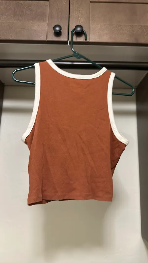 Hollister Tank Top Cropped - Image 2