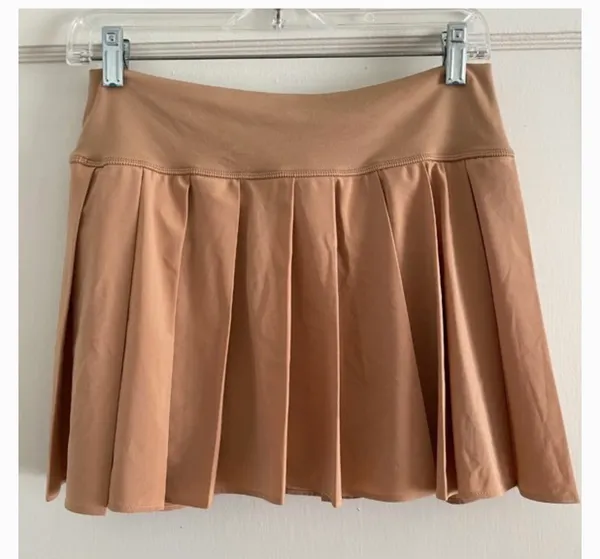 Aerie Women's Tan Tennis Skirt - Image 2