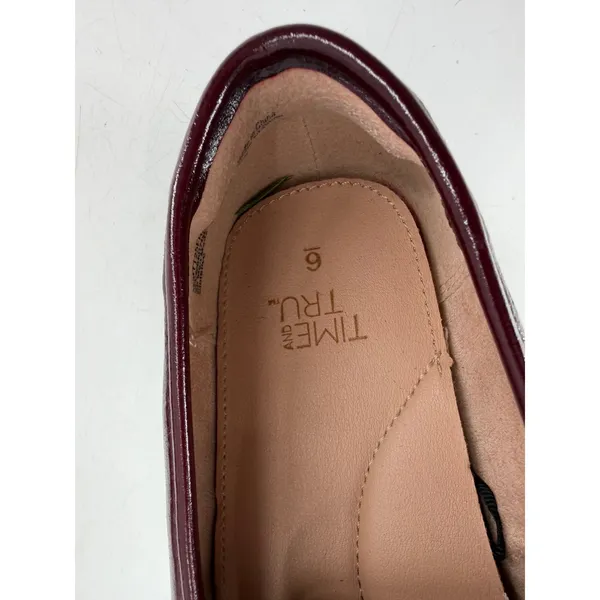 Time and Tru Loafers Women Size 6 Burgundy Gold Bit Hardware Preppy Old Money - Image 4