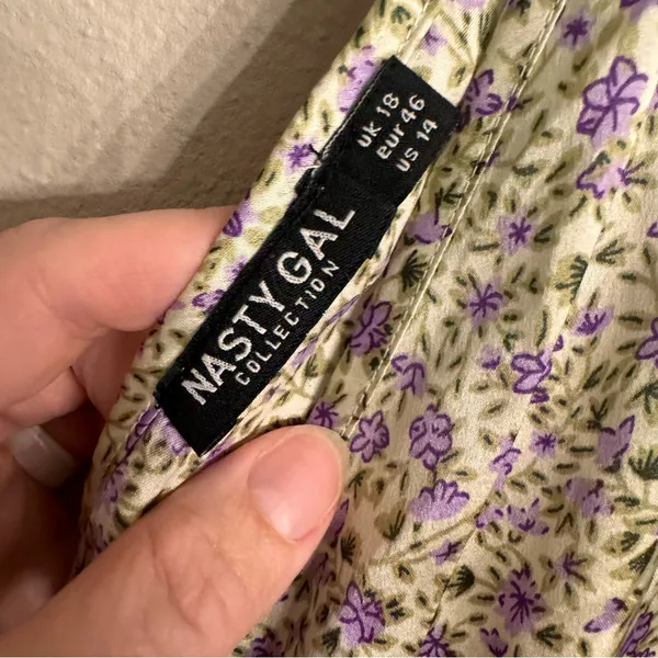 NASTY GAL Ditsy Floral Printed Satin‎ Midi Dress - Image 3