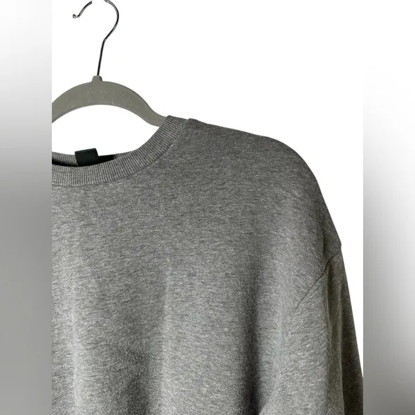 Wild Fable‎ Gray Cropped Crewneck Sweatshirt Women’s Medium Fleece Pullover - Image 3