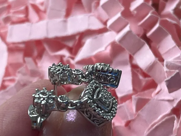 Vera Wang Real diamond 925 earrings! - Image 6