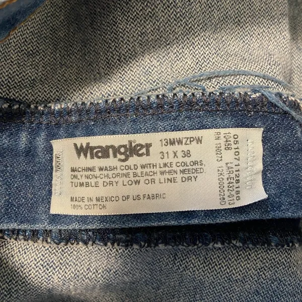 EUC | Vintage‎ Wrangler women’s denim shorts — 31” waist - Image 6