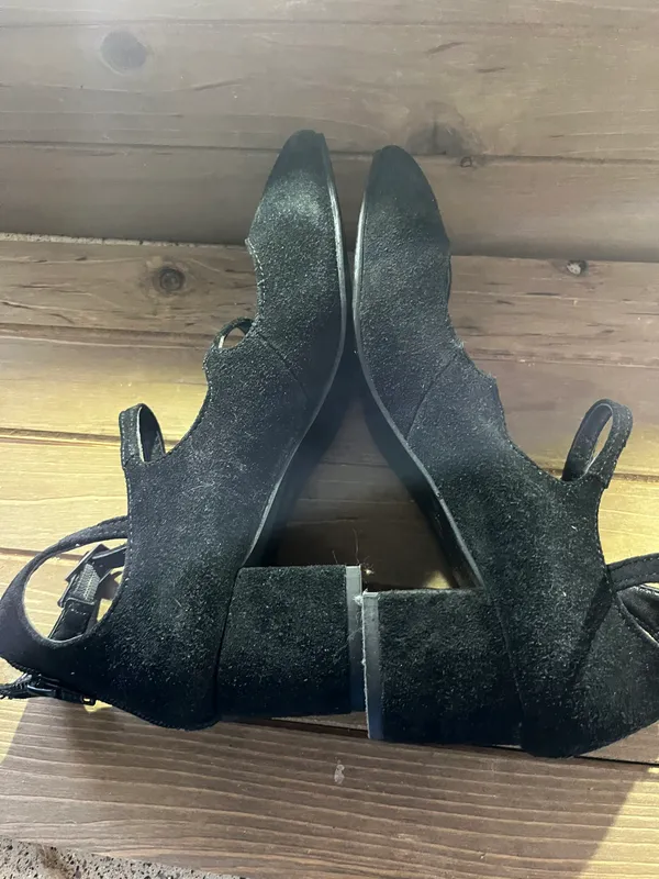 Steve Madden Black Flower Embroidered Mary Jane Shoes Buckles Chunky Heel Pumps size 7.5 - Image 6