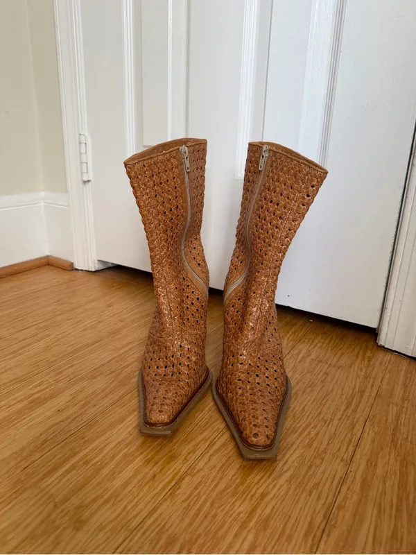 Vintage Woven Leather Brown Pointed Toe Heeled Boots EU 39 US 8 - Image 2