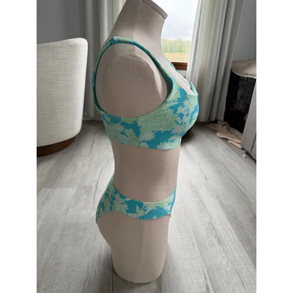 Forever 21 small green and blue froral swimsuit - Image 3