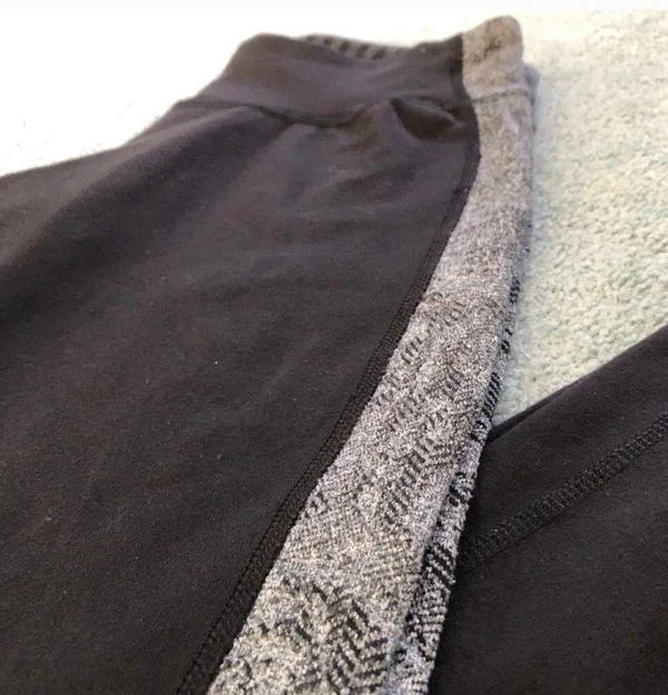Lululemon Black & Gray Yoga Pants Full Length Leggings - Image 5