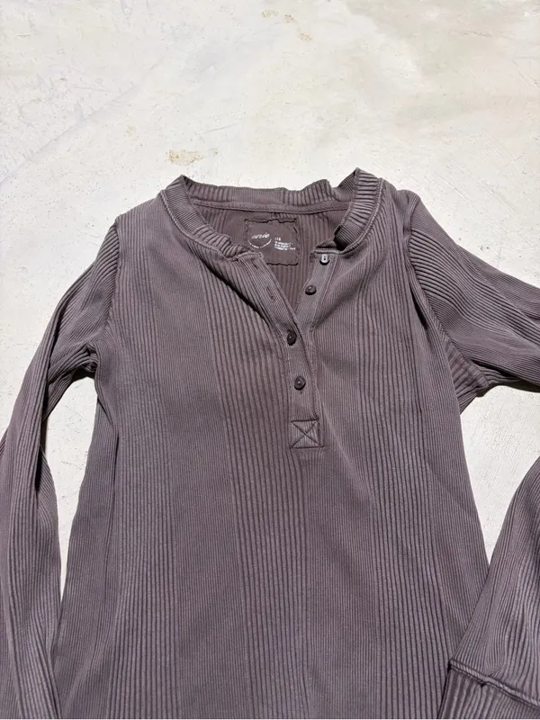 Aerie Long Sleeve Ribbed Henley Top large - Image 5