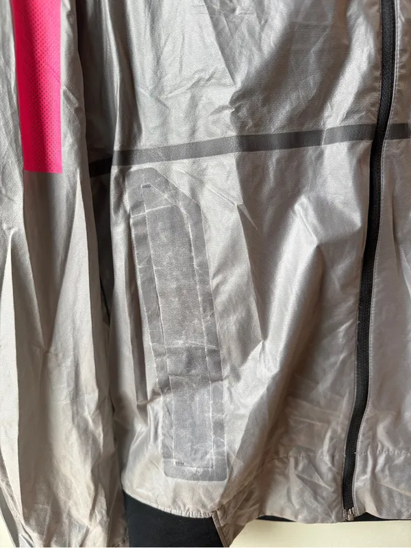 Nike Women’s Gray Pink Lightweight Running Windbreaker Jacket - Image 5