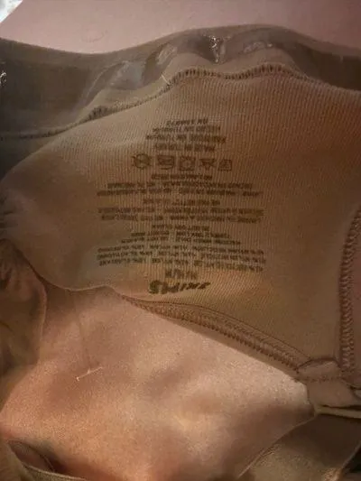 SKIMS Sculpting Bralette - Image 3