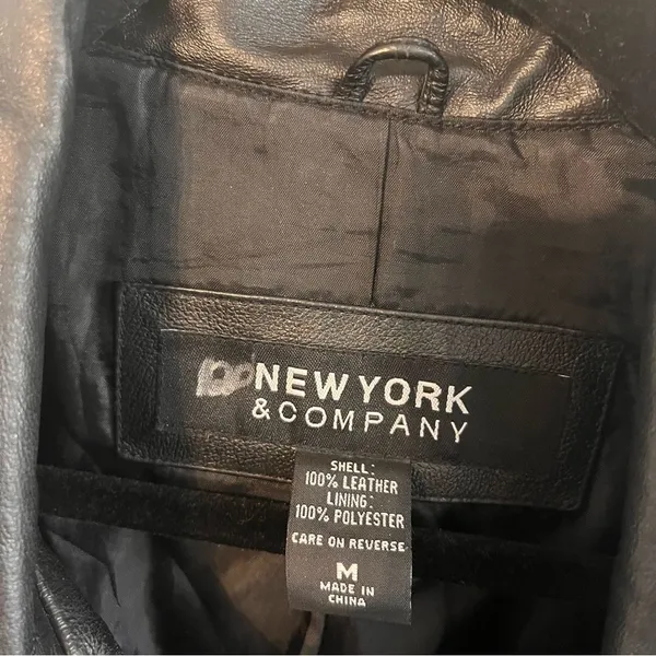 New York &‎ Company Black Leather Jacket Size Medium - Image 10