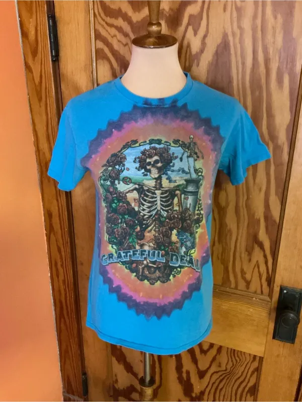 Liquid Blue Grateful Dead Bertha Skeleton Roses Tie Dye Graphic T-Shirt Small - Image 6