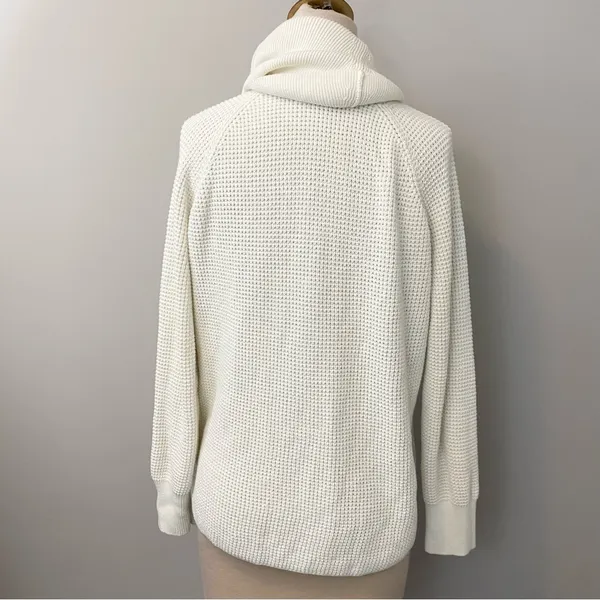 Michael Kors cowl neck oversized knit long sleeve sweater size large - Image 3