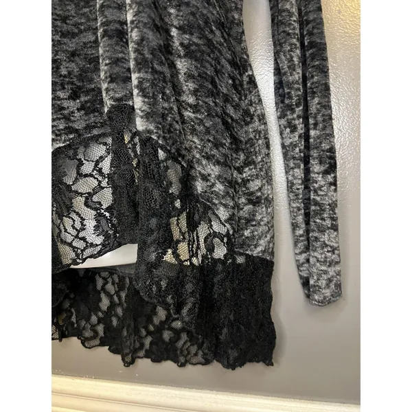 Vine Street Tunic Top Womens Medium Gray Velour Hooded Lace Hem Long Sleeve - Image 4