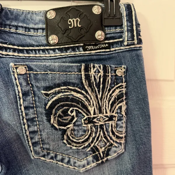 Miss Me Denim Jeans Distressed Boot Fleur De Lis JP5182B Embroidered Back Pocket - Image 4
