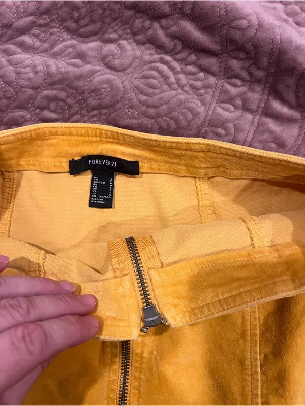 Forever 21 Ochre Front-Zip Mini Skirt - Image 4