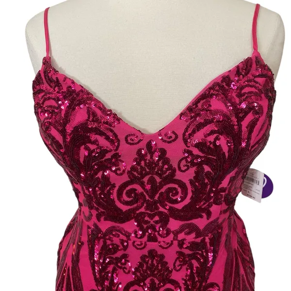 Dopamine Windsor Pauline Fuschia Sequin Mermaid Bodycon Maxi Formal Prom Gown - Image 3