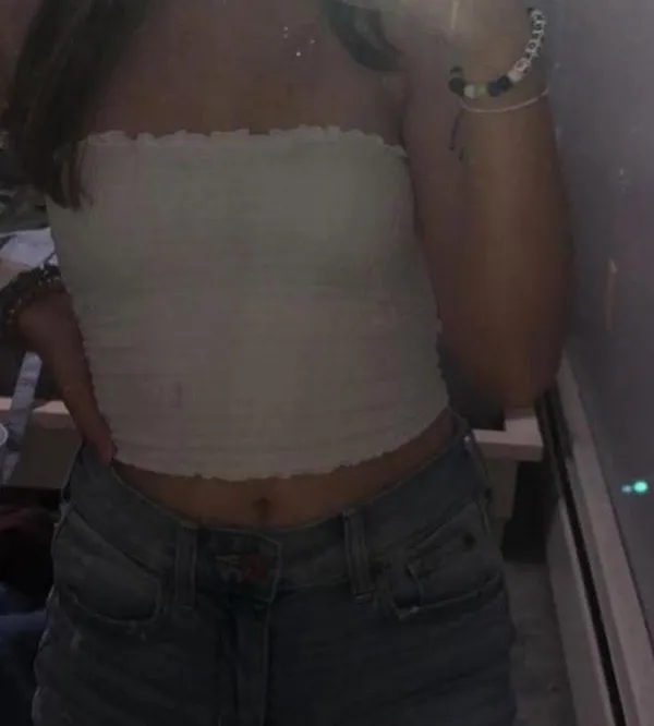 Hollister White Top - Image 2