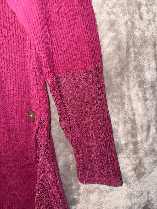 World Unity Burgundy Ribbed Knit Handkerchief Side Lace-Trim Tunic Top - Image 5