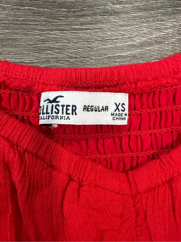 Hollister Women’s Red Smocked Romper Puff Sleeve Viscose Size XS - Image 3