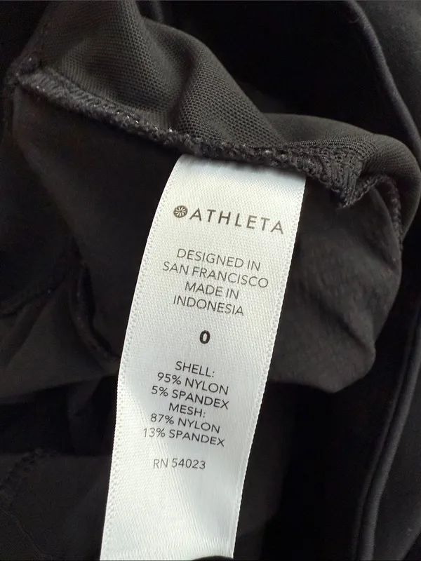Athleta Trekkie North Short Black Size 0 - Image 12