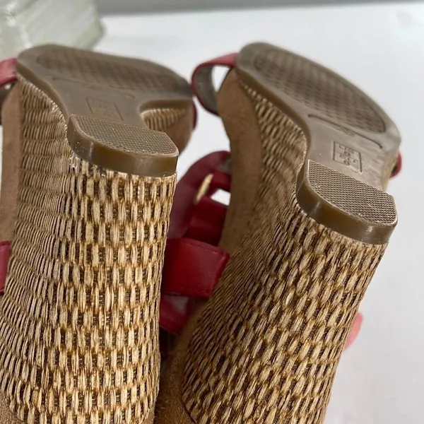 A2 by Areosoles size 8 red strappy wedge sandals - Image 9