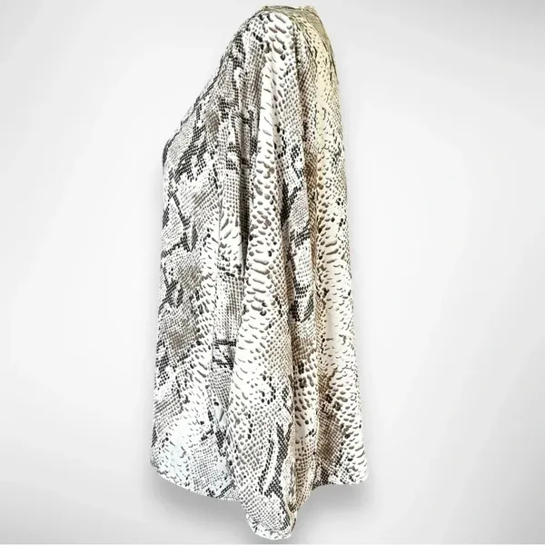 VICI‎ Women's Snake Print V Neck Balloon Sleeve Top Large | EUC - Image 4